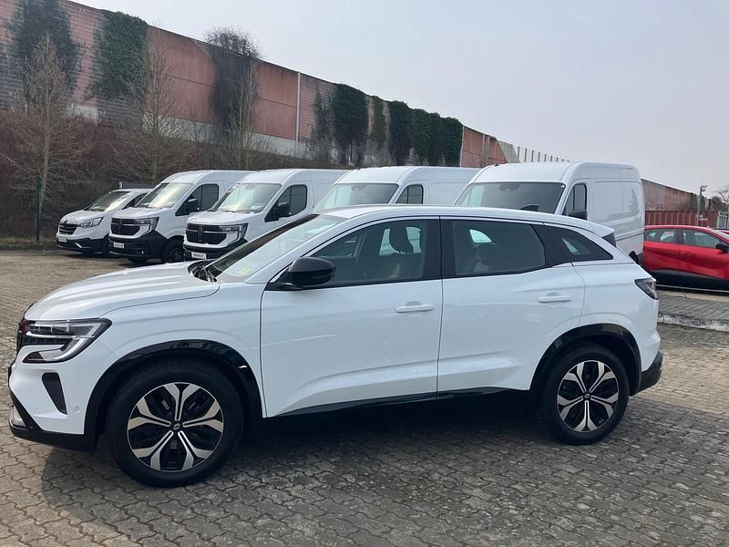 Gebraucht Renault Austral Evolution 158 PS (116 kW) 2024 Weiß SUV