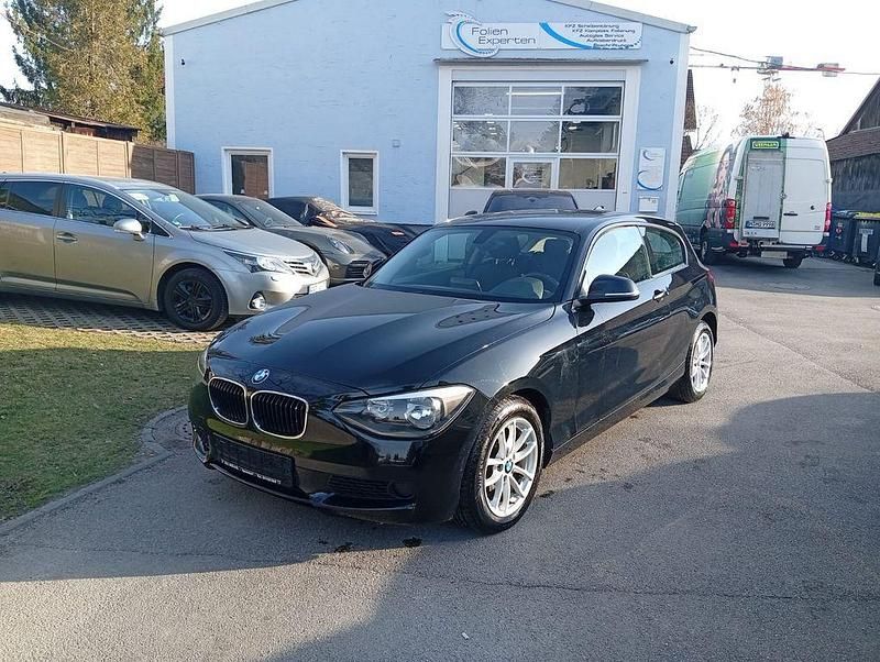 Gebraucht BMW 114 Advantage 102 PS (75 kW) 2012 Schwarz Kleinwagen