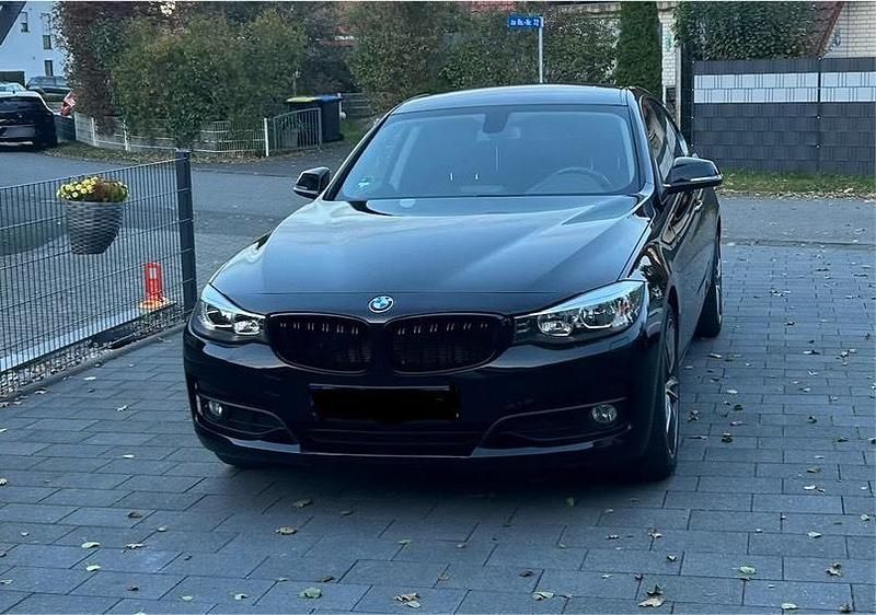 Gebraucht BMW 320 190 PS (139 kW) 2016 Schwarz Limousine