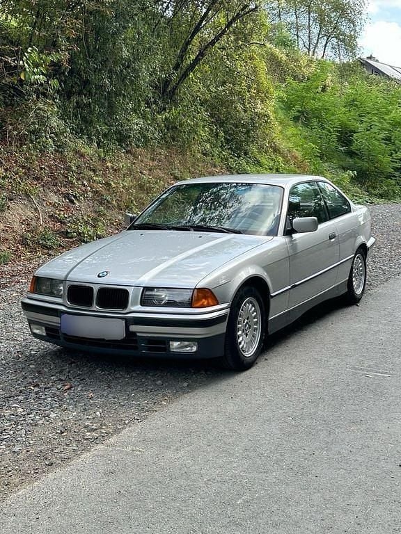Gebraucht BMW 325 Performance 192 PS (141 kW) 1992 Silber Coupé