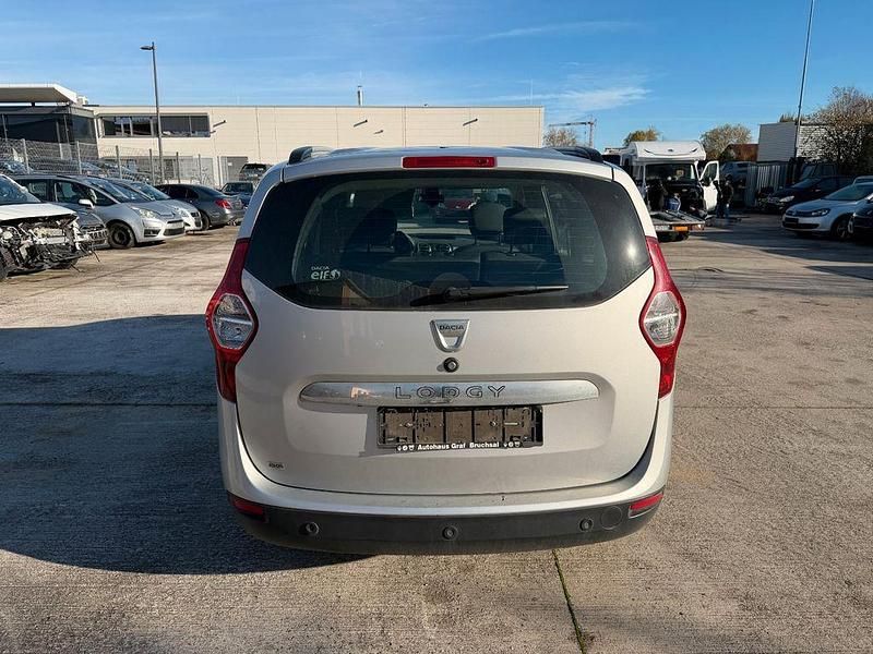 Gebraucht Dacia Lodgy Prestige 109 PS (80 kW) 2017 Grau Van / Kleinbus