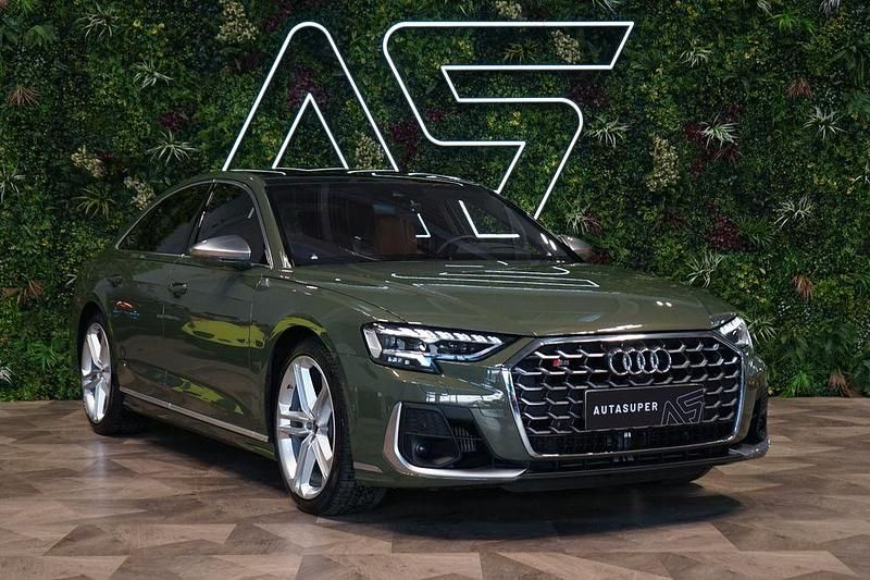 Grün Gebraucht 2022 Audi S8 Sport Limousine | 96.400 € (Teuer) - Bild 1/3