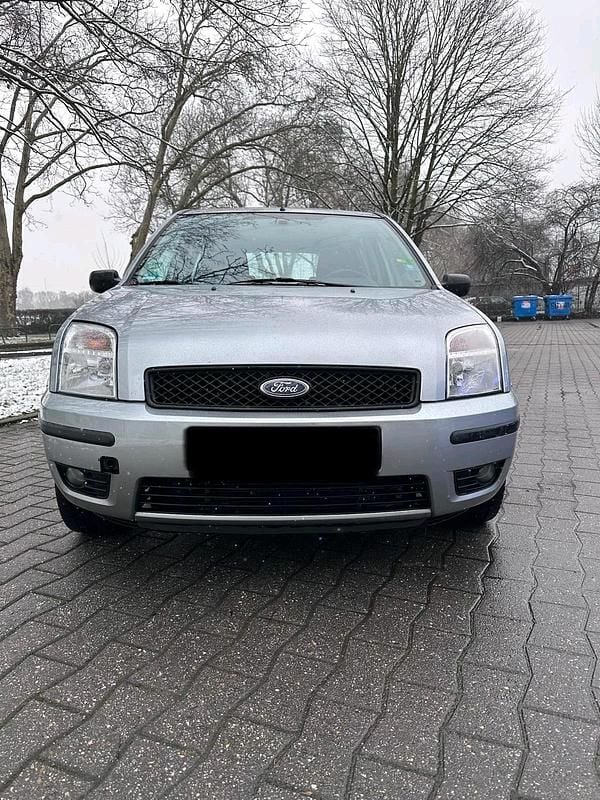 Gebraucht Ford Fusion 101 PS (74 kW) 2005 Silber Kleinwagen