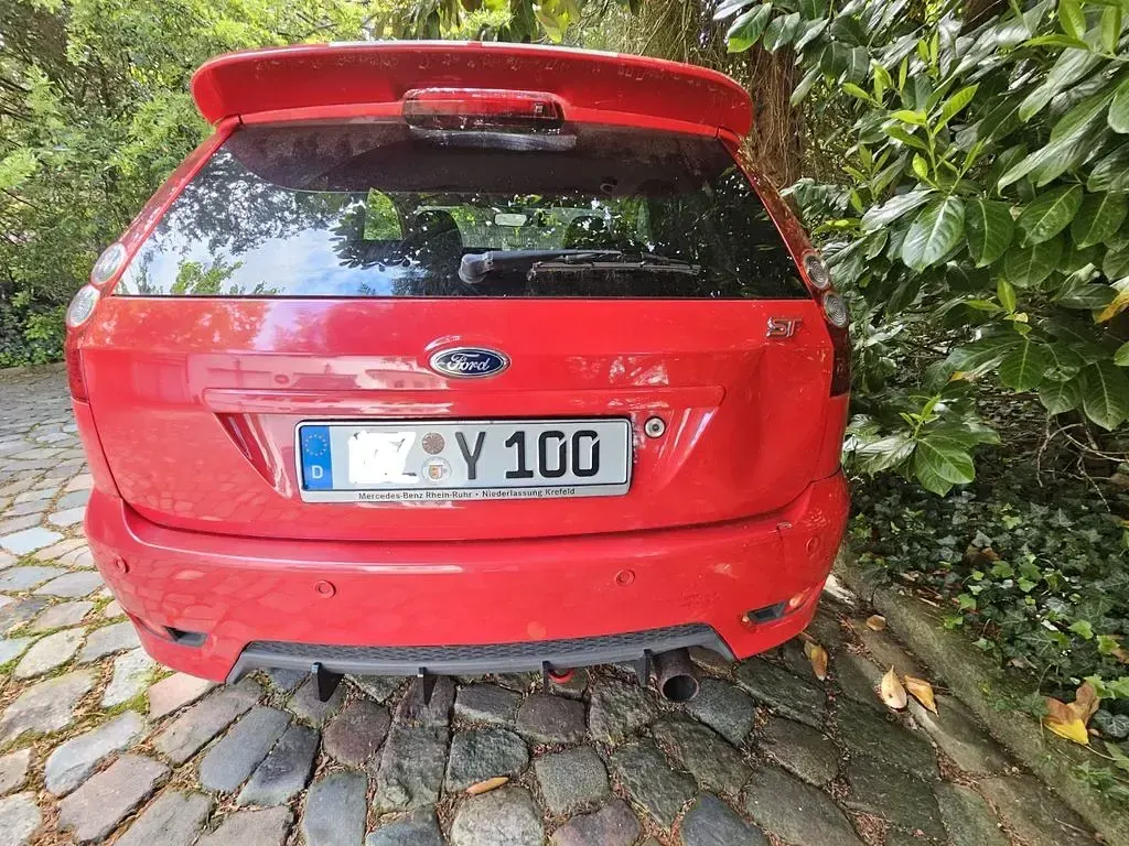 Gebraucht Ford Fiesta ST 150 PS (110 kW) 2006 Rot Kleinwagen