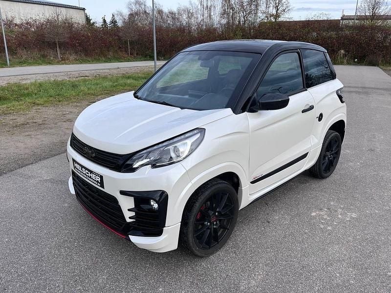 Weiß Gebraucht 2024 Ligier JS60 Kleinwagen | 16.300 € (Fairer Preis) - Bild 1/4