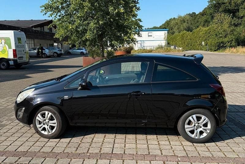 Schwarz Gebraucht 2011 Opel Corsa Satellite Kleinwagen | 3.000 € (Guter Preis) - Bild 1/4