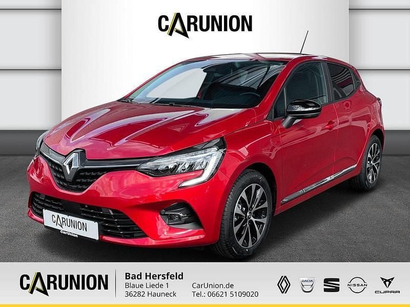 Dezirrot Gebraucht 2022 Renault Clio V Zen Limousine | 13.460 € (Guter Preis) - Bild 1/4