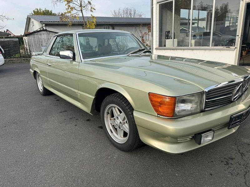 Grün Gebraucht 1978 Mercedes 350 Coupé | 10.500 € - Bild 1/4
