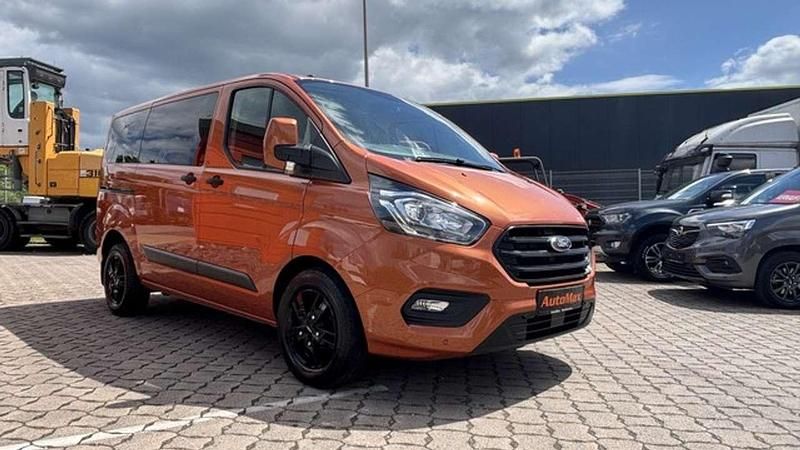 Gebraucht Ford Transit Custom 170 PS (125 kW) 2020 Hokkaidoorange metallic Kombi