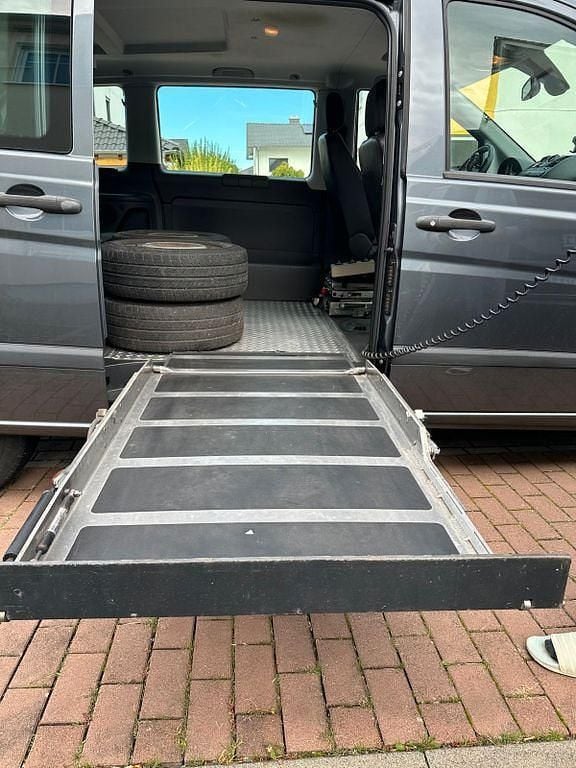 Gebraucht Mercedes Vito 136 PS (100 kW) 2011 Grau Van