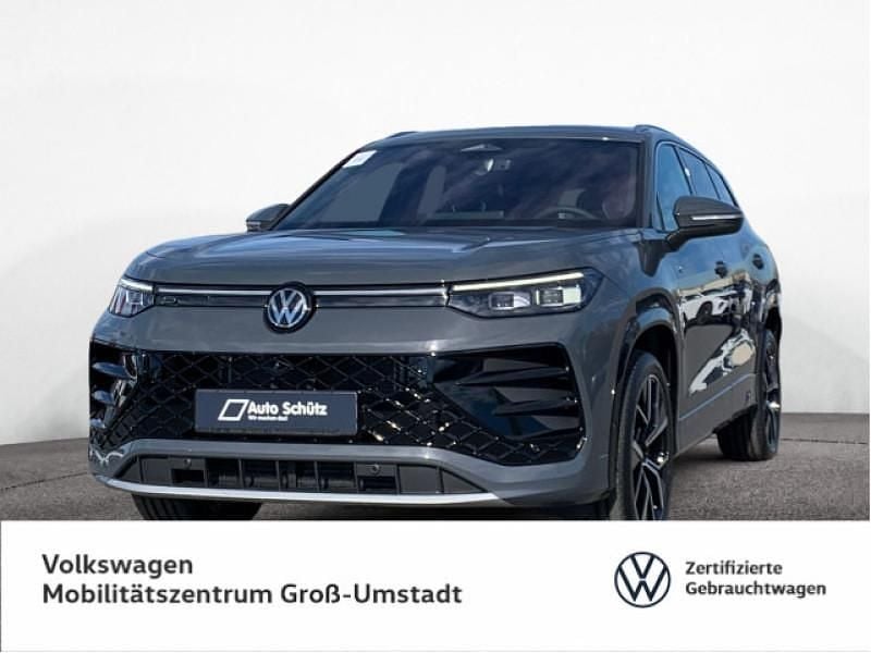 Delfingrau metallic Gebraucht 2025 VW Tayron R-line SUV | 55.980 € (Superpreis) - Bild 1/4