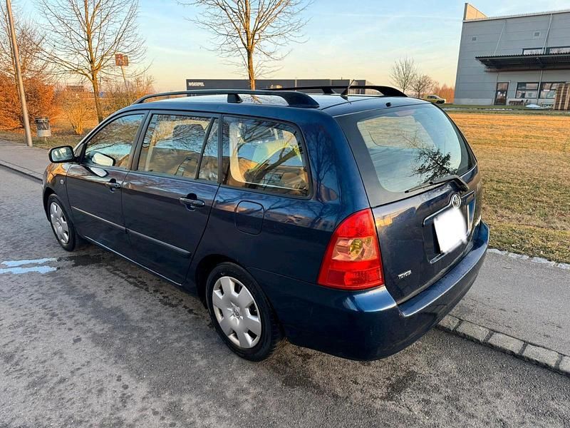 Gebraucht Toyota Corolla 110 PS (80 kW) 2005 Blau Kombi