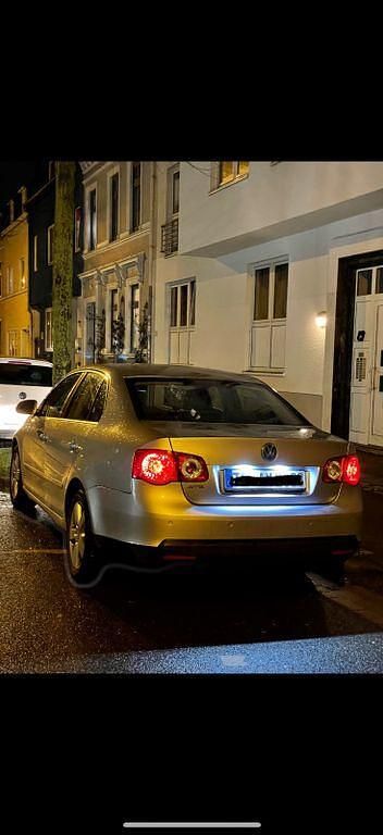 Gebraucht VW Jetta Comfortline 122 PS (89 kW) 2007 Silber Limousine