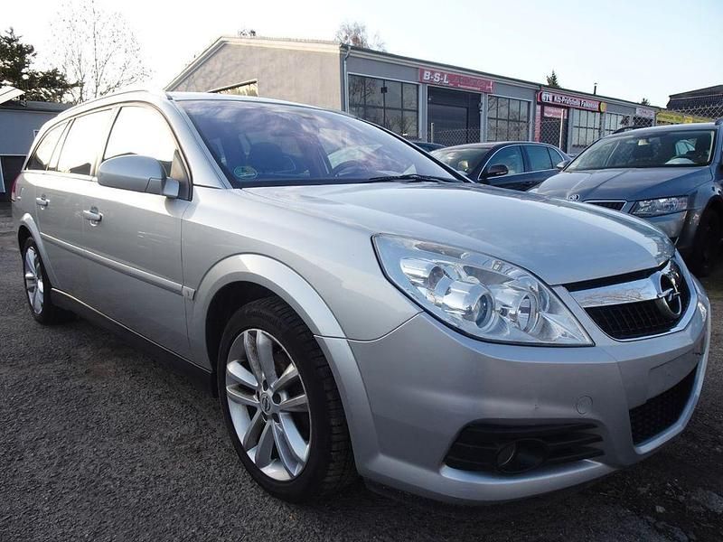 Gebraucht Opel Vectra Edition 120 PS (88 kW) 2007 Silber Kombi