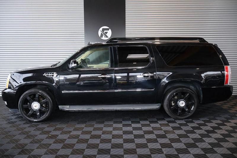 Gebraucht Cadillac Escalade 409 PS (300 kW) 2012 Schwarz SUV