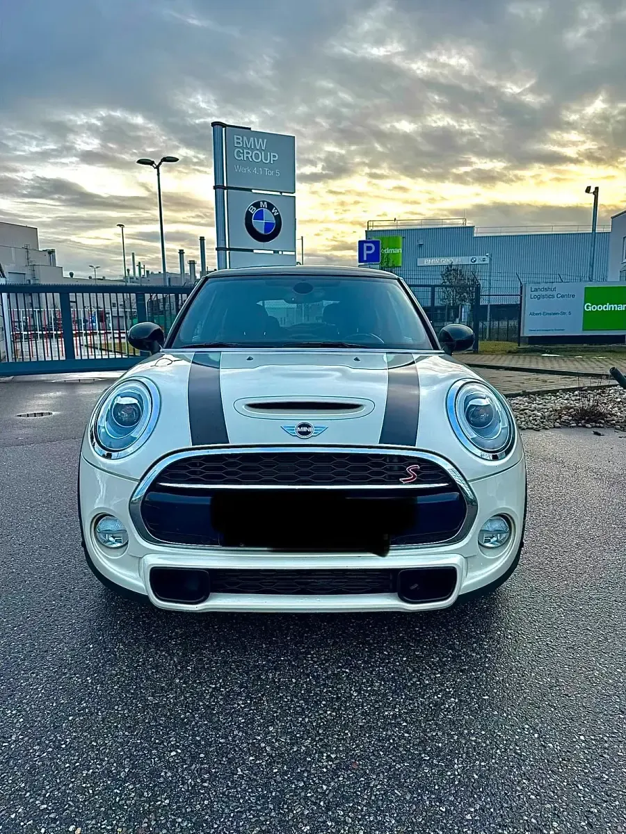 Gebraucht Mini Cooper SD 170 PS (125 kW) 2017 Weiß Kleinwagen