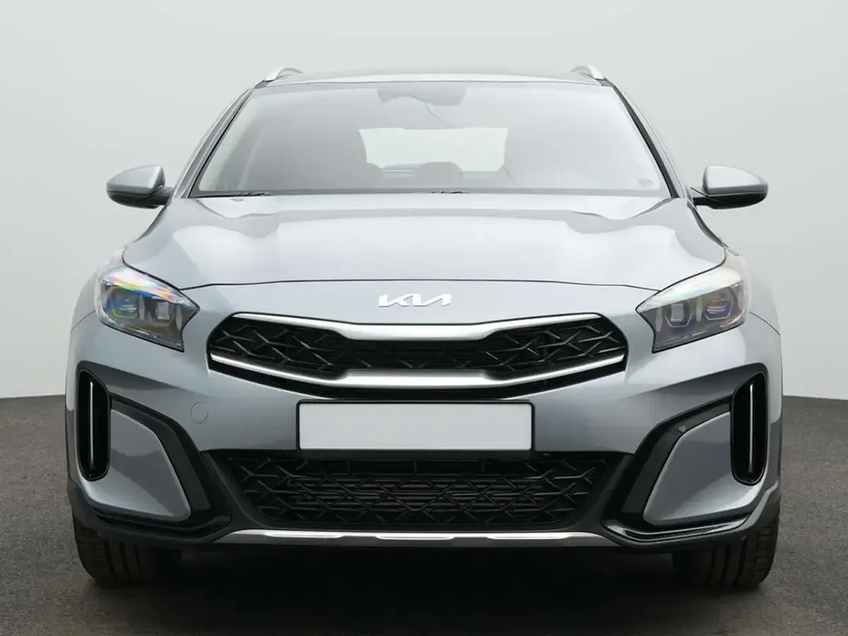 Gebraucht Kia XCeed Vision 120 PS (88 kW) 2025 Lunarsilber SUV