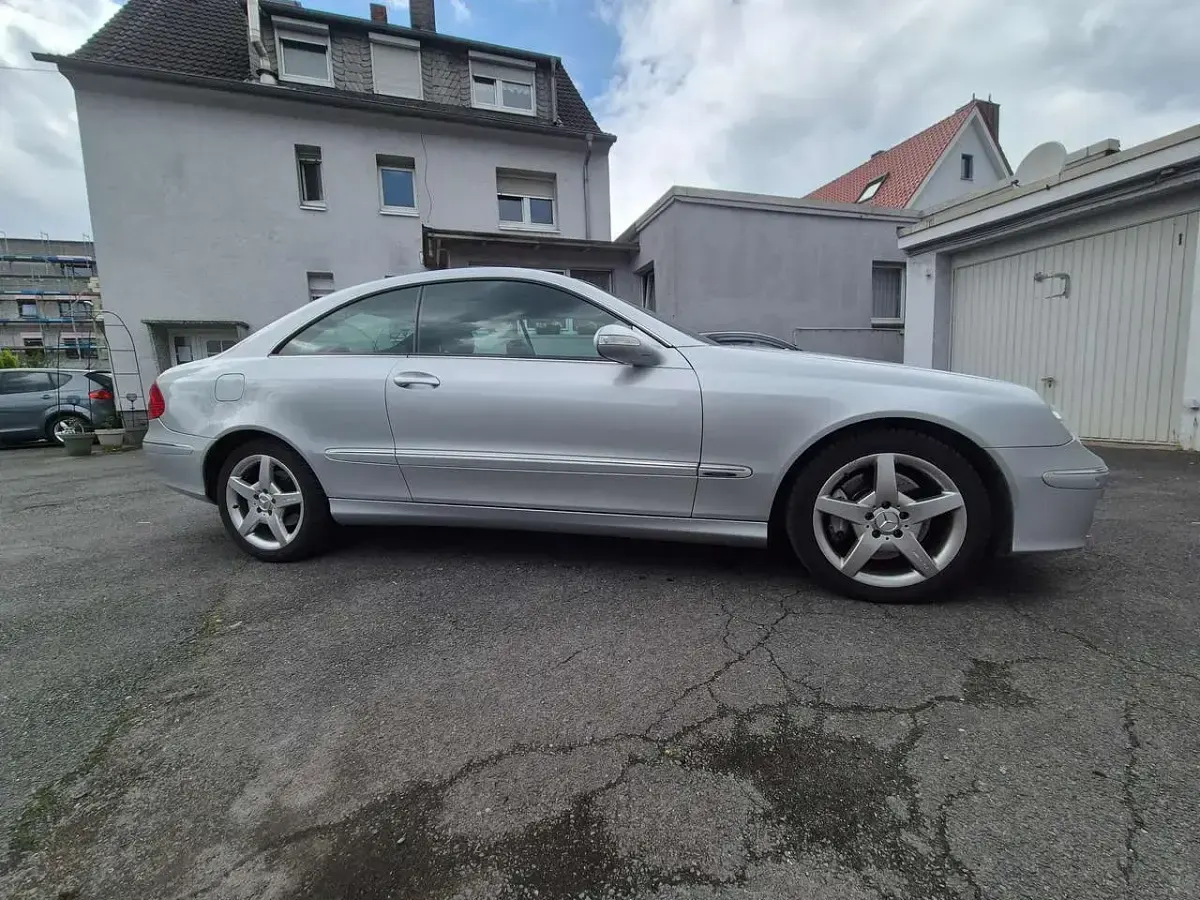 Gebraucht Mercedes CLK280 231 PS (169 kW) 2006 Grau Coupé