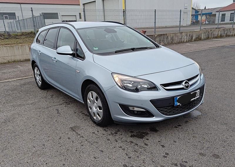 Gebraucht Opel Astra Eco 136 PS (100 kW) 2014 Grau Kombi