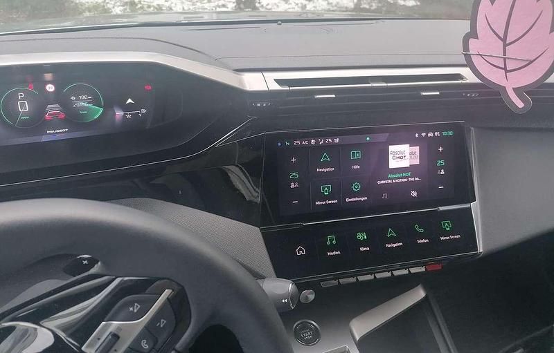 Gebraucht Peugeot 408 Allure 131 PS (96 kW) 2023 Grau Kleinwagen