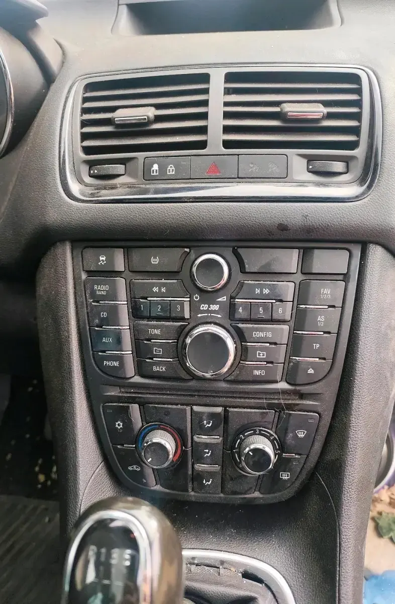 Gebraucht Opel Meriva 2011 Weiß Van / Kleinbus