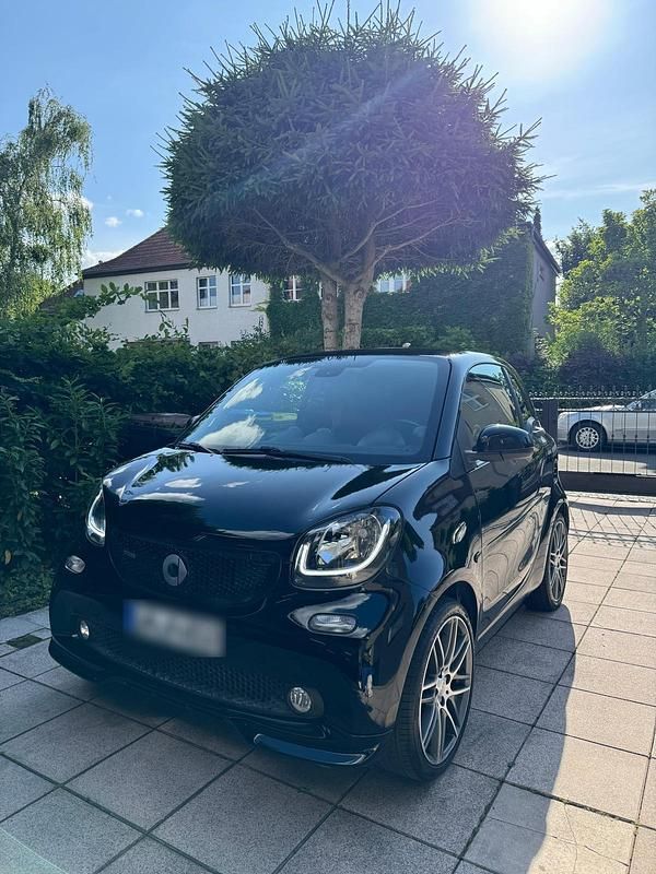 Schwarz Gebraucht 2016 Smart ForTwo Coupé Brabus Xclusive Coupé | 13.500 € (Guter Preis) - Bild 1/4