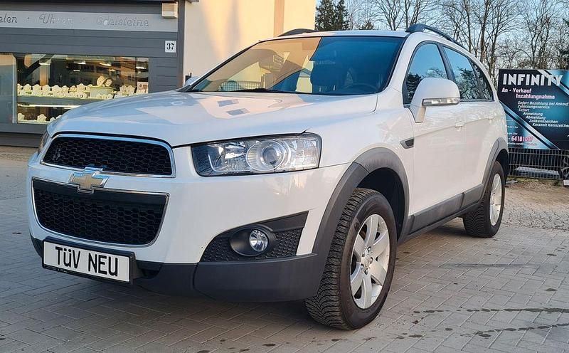 Gebraucht Chevrolet Captiva LT 167 PS (122 kW) 2012 Weiß SUV