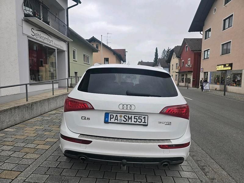 Gebraucht Audi Q5 243 PS (178 kW) 2009 Weiß SUV