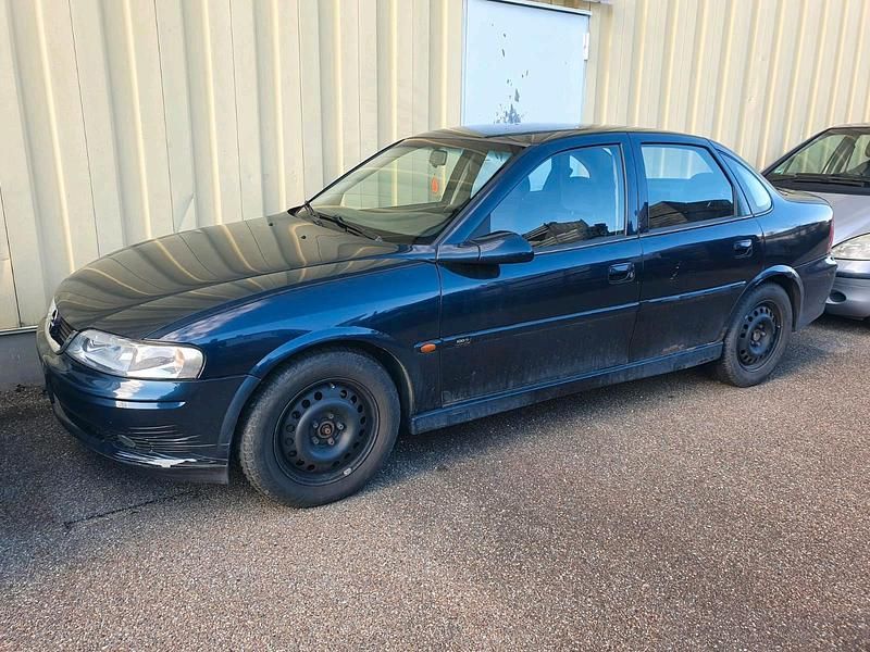 Gebraucht Opel Vectra 105 PS (77 kW) 2000 Blau Limousine