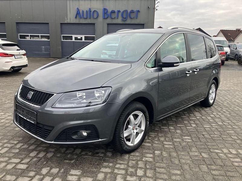 Grau Gebraucht 2013 Seat Alhambra Style Van / Kleinbus | 7.700 € (Guter Preis) - Bild 1/4