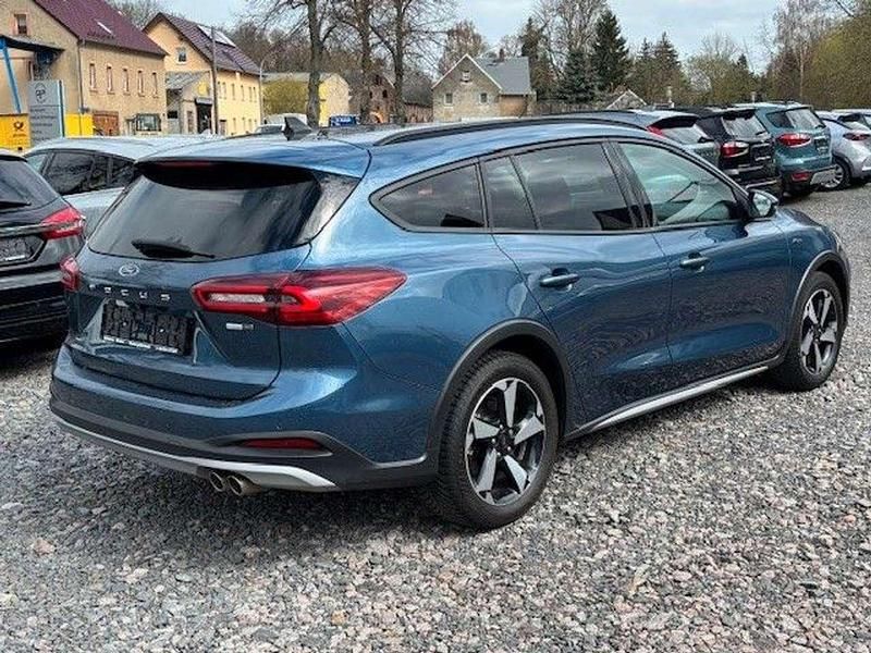 Używany Ford Focus Active 125 KM (91 kW) 2022 Niebieski Kombi