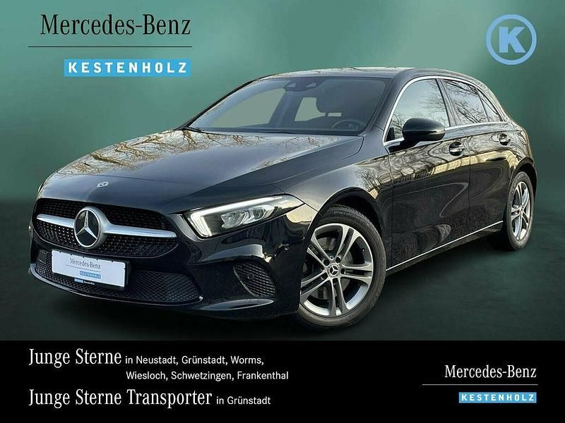 Gebraucht Mercedes A220 Progressive 190 PS (139 kW) 2019 Unilack nachtschwarz Limousine