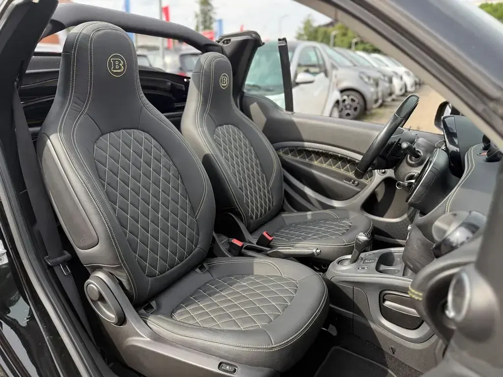 Gebraucht Smart ForTwo Cabrio Brabus 109 PS (80 kW) 2017 Gelb Cabrio