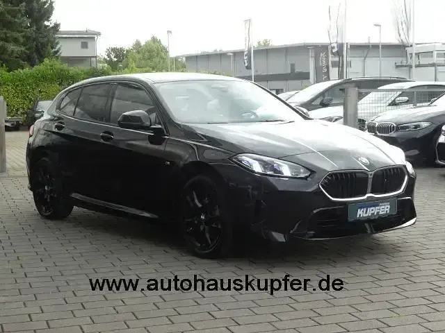 Gebraucht BMW 120 Performance 163 PS (119 kW) 2025 Schwarz Kleinwagen