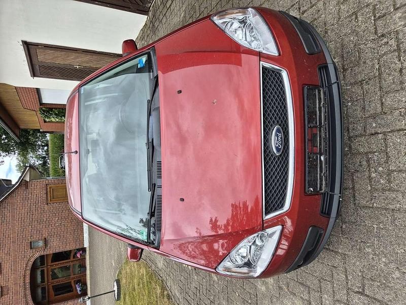 Rot Gebraucht 2005 Ford C-MAX Van / Kleinbus | 1.800 € (Etwas zu teuer) - Bild 1/4