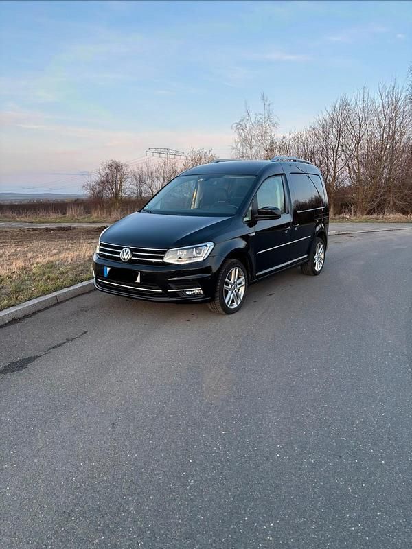 Gebraucht VW Caddy Highline 150 PS (110 kW) 2017 Schwarz Van / Kleinbus
