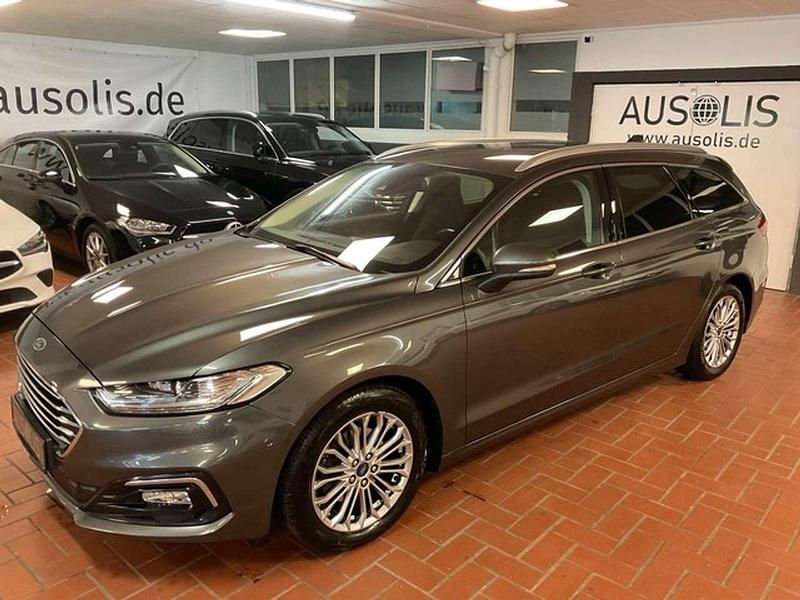 Grau Gebraucht 2022 Ford Mondeo Titanium Kombi | 18.490 € (Fairer Preis) - Bild 1/4