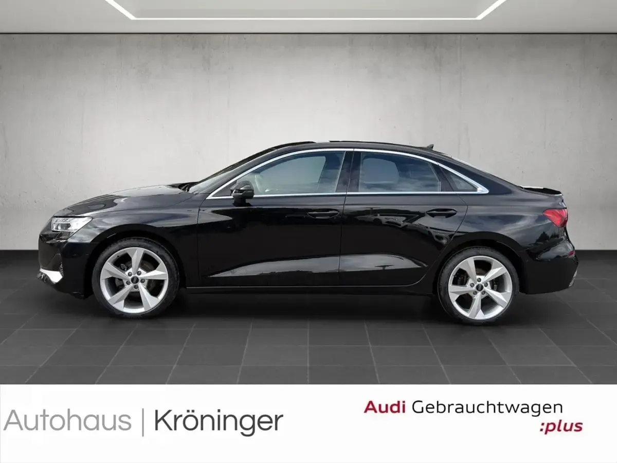 Używany Audi A3 Advanced 150 KM (110 kW) 2025 Czarny Sedan/Limuzyna