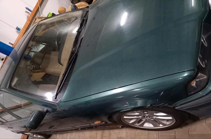 Gebraucht BMW 320 150 PS (110 kW) 1997 Grün Limousine