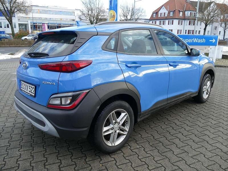 Gebraucht Hyundai Kona 136 PS (100 kW) 2021 Surfyblue SUV