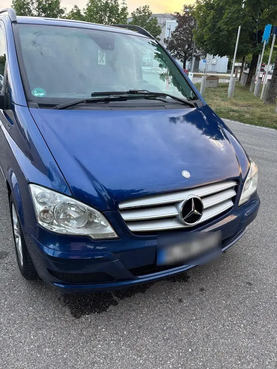 Gebraucht Mercedes Viano 163 PS (119 kW) 2011 Blau Van / Kleinbus