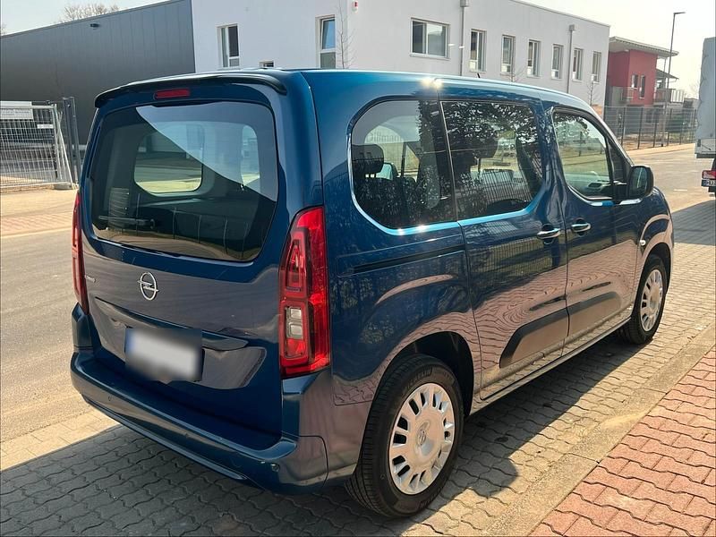 Gebraucht Opel Combo Life 102 PS (75 kW) 2022 Blau Kombi
