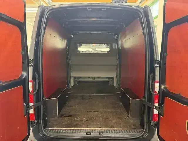 Brugt Renault Master 150 HK (110 kW) 2023 Sort Sedan