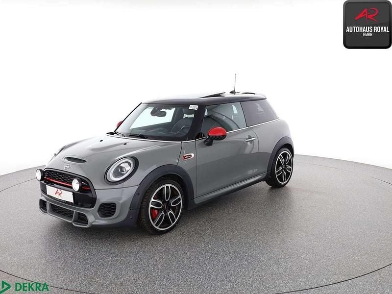 Gebraucht Mini John Cooper Works 231 PS (169 kW) 2019 Moonwalk grey Kleinwagen