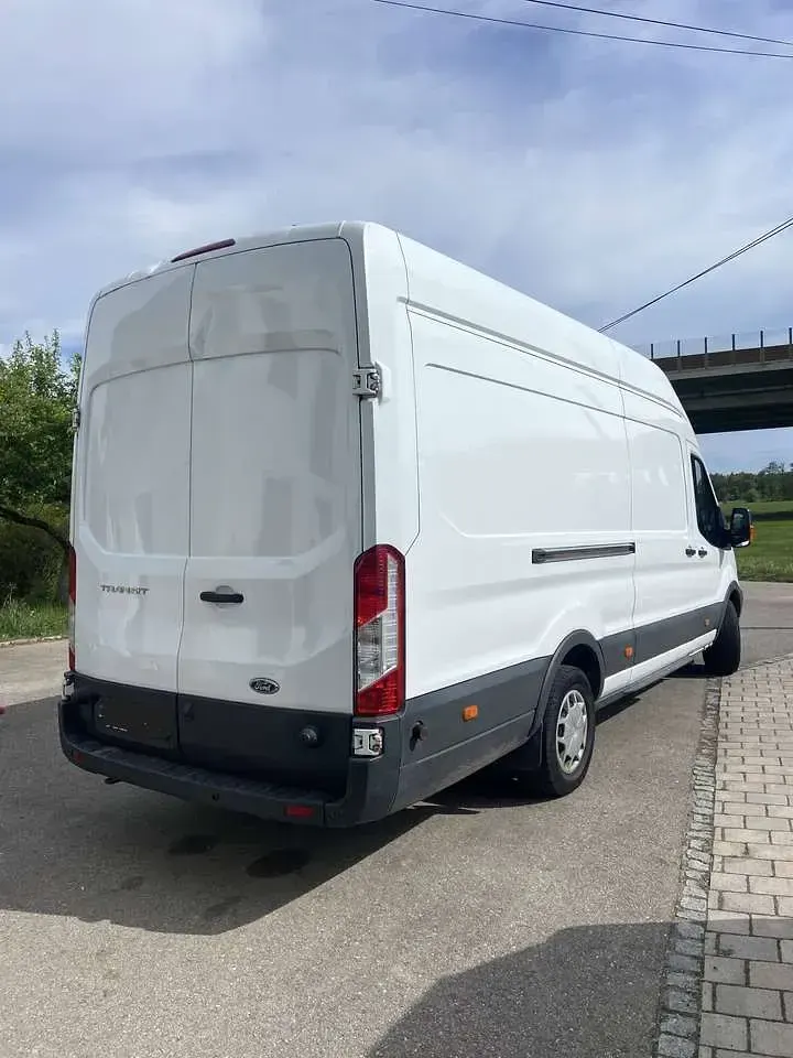 Gebraucht Ford Transit 131 PS (96 kW) 2019 Weiß Van / Kleinbus