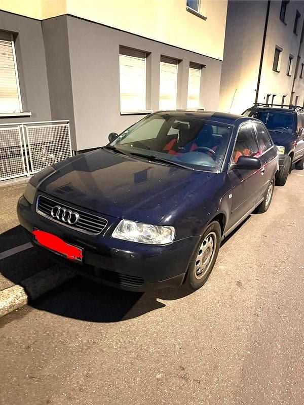 Blau Gebraucht 2001 Audi A3 Kleinwagen | 750 € (Superpreis) - Bild 1/4