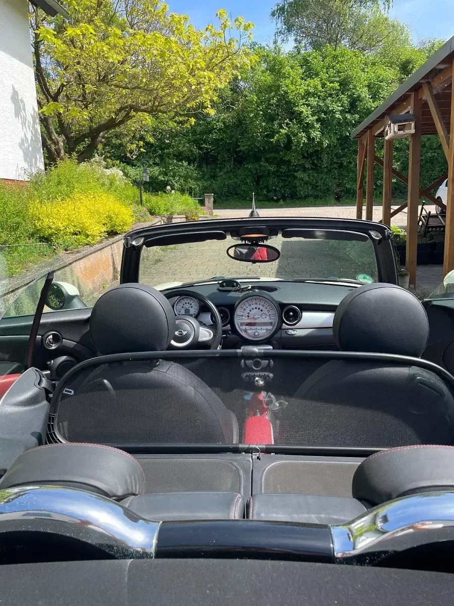 Gebraucht Mini Cooper Cabriolet 122 PS (89 kW) 2010 Weiß Cabrio