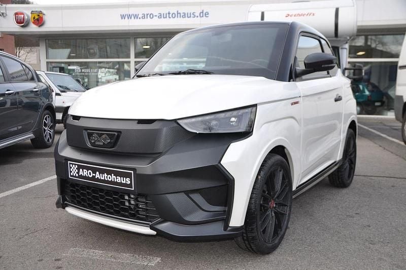 Neu Ligier JS50 2026 Weiß Kleinwagen