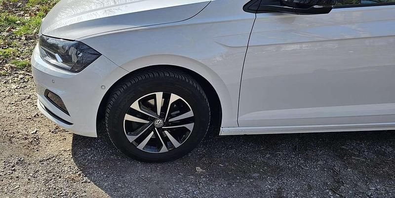 Gebraucht VW Polo IQ Drive 95 PS (69 kW) 2019 Weiß Kleinwagen