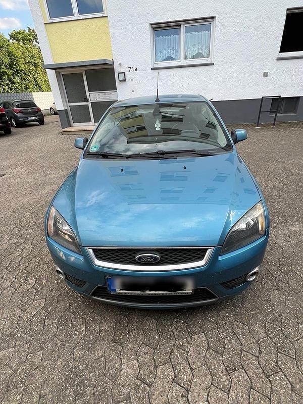 Blau Gebraucht 2007 Ford Focus Cabriolet Cabrio | 1.500 € (Guter Preis) - Bild 1/4